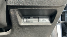 Jeep Avenger 1.2 e-Hybrid Summit 5dr DCT Petrol Hatchback